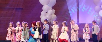 Cālīši un soliste Sanita Sējāne Foto autors Raitis Mūrnieks